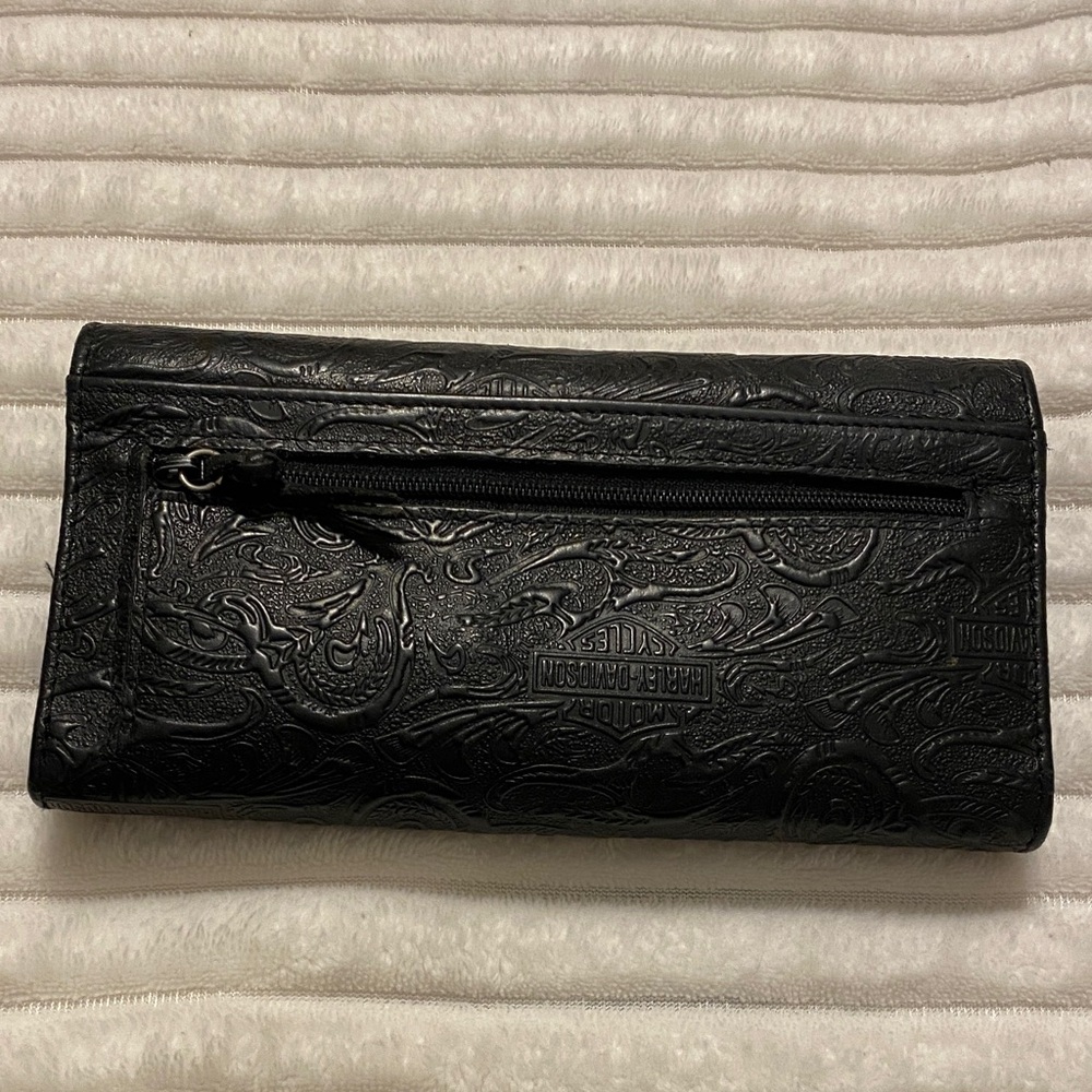 Harley-Davidson Black Embossed Wallet - Picture 2 of 5